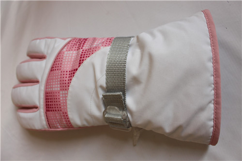 濟寧滑雪山手套廠